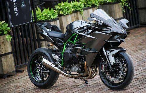 航拍国产机车图片视频,速度与激情的视觉盛宴